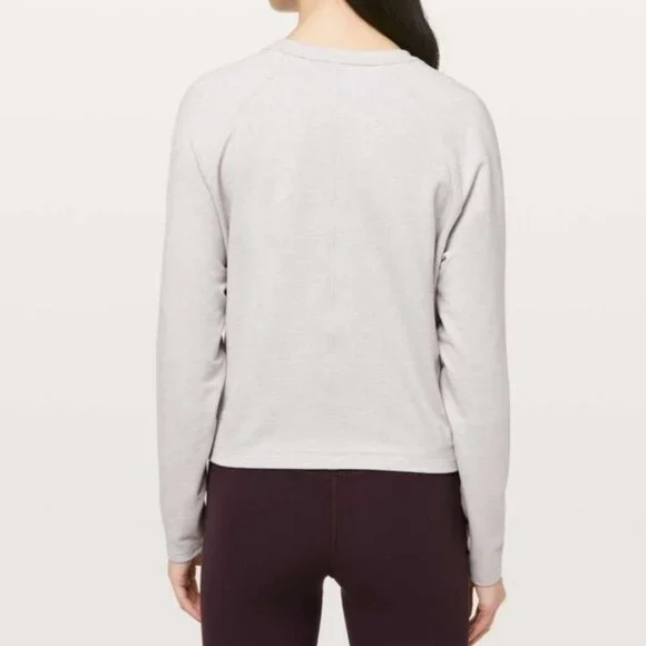Lululemon Tuck & Gather Pullover Sweater Heather Grey Size 8 Crewneck Sweater - Picture 9 of 11